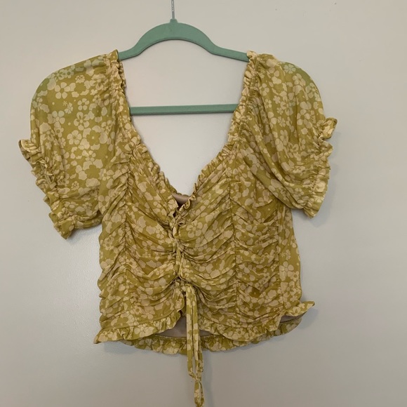 Floral adjustable top - Picture 2 of 4